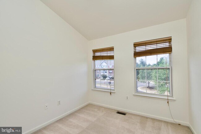 Building Photo - 5236 Ballycastle Cir