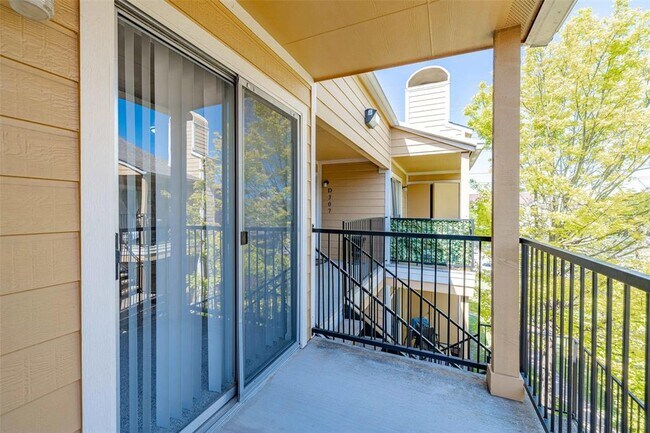 Building Photo - 2323 Wells Branch Pkwy