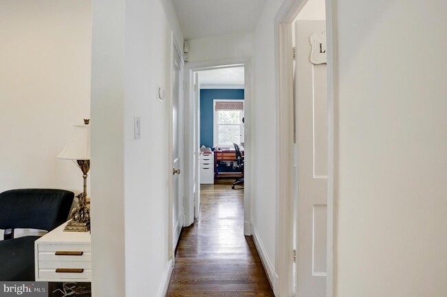 Building Photo - 311 Timberwood Ave