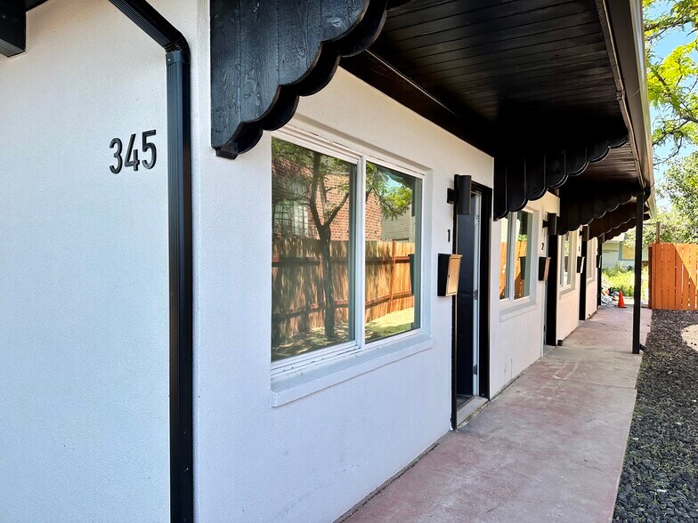 Studio apartments - 345 E Taylor St