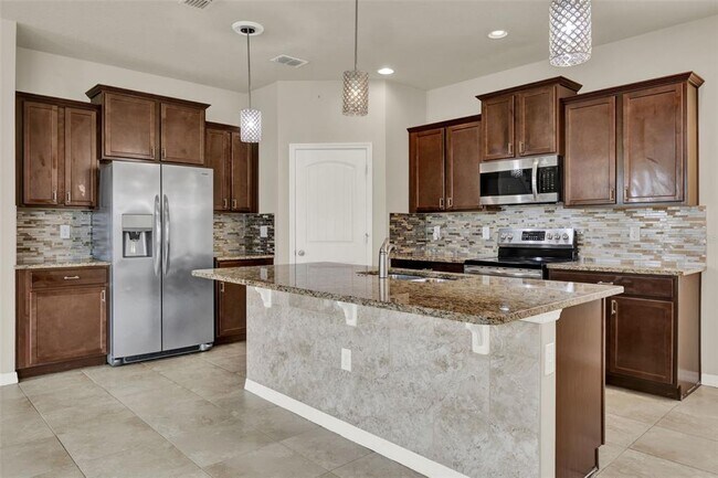 Building Photo - 10649 Atwater Bay Dr