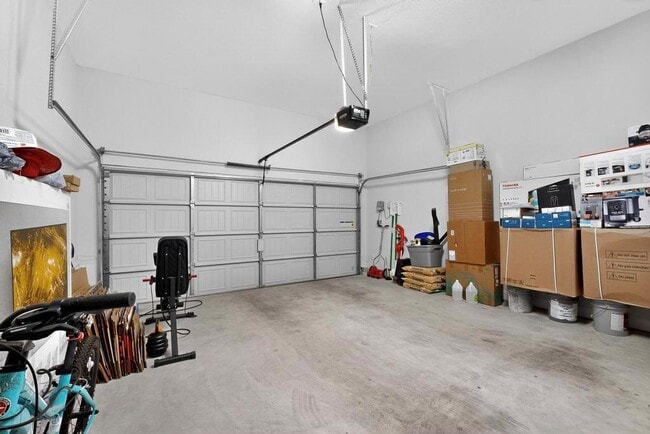 Building Photo - 11900 Dillon Fls Dr