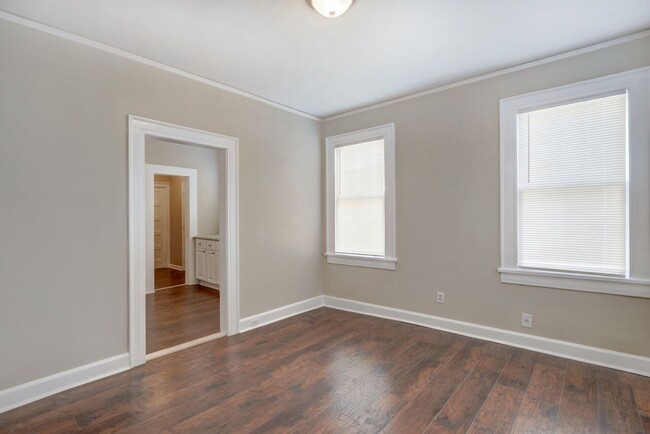 Building Photo - 2108 E 42nd St