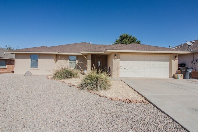 Primary Photo - Beautiful home in a great neighborhood