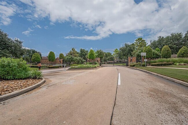 Building Photo - 14439 Basalt Ln