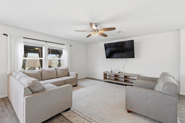 Building Photo - 16041 Pious Dr