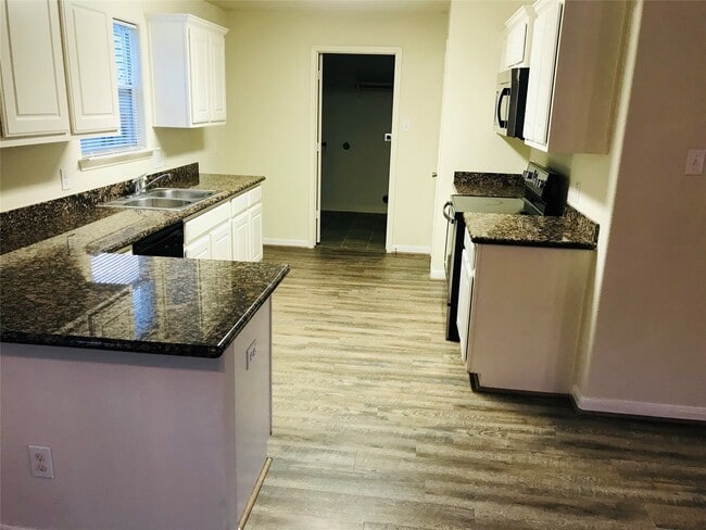 Building Photo - 28854 Llano River Loop