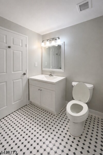 Building Photo - 100 Old Palisade Rd