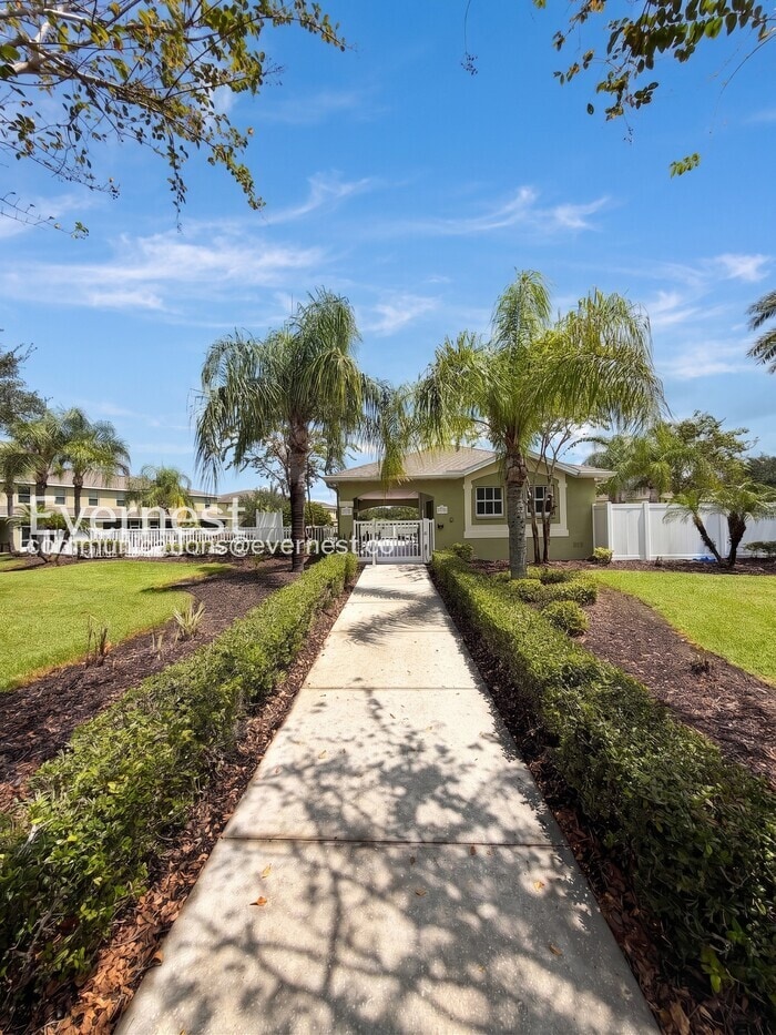 Building Photo - 8535 Gablebend Way