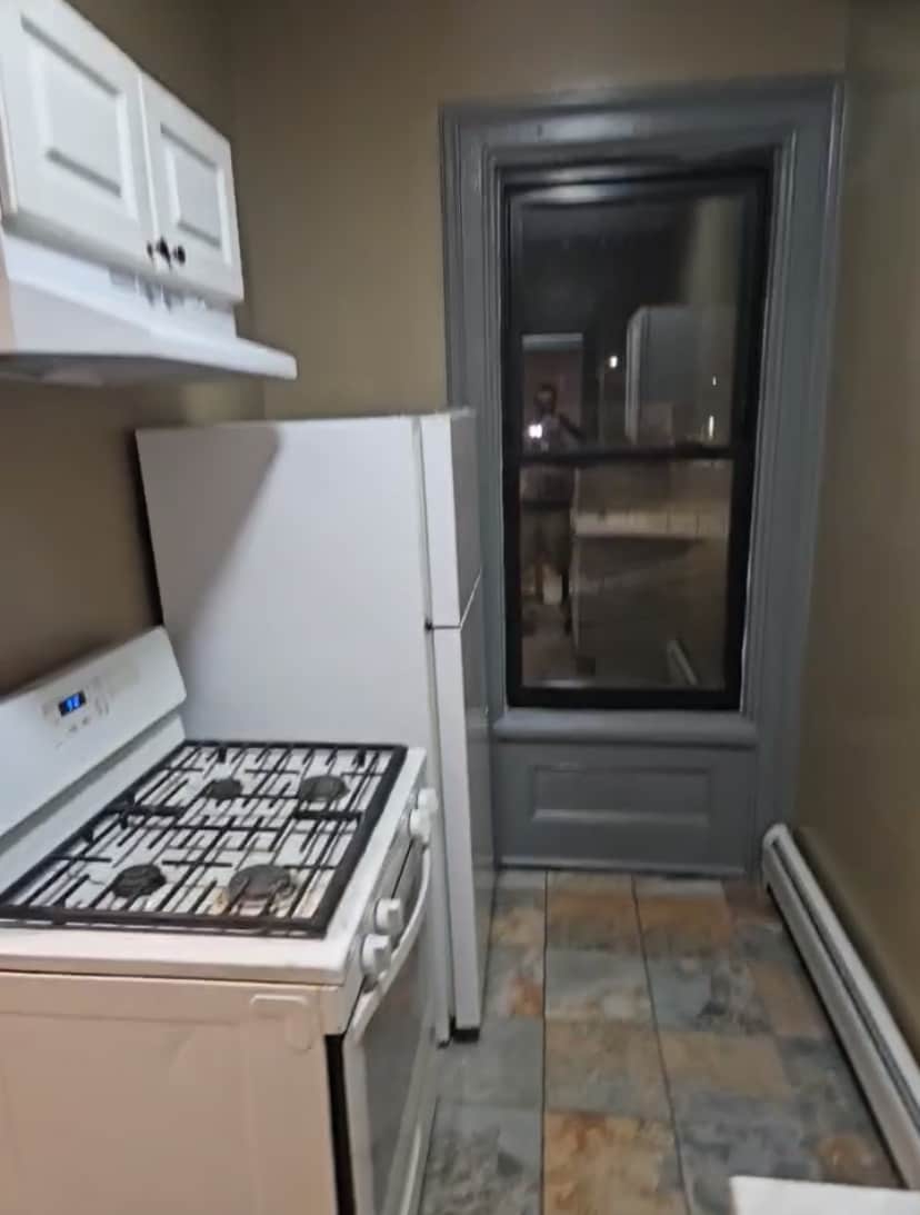 Building Photo - 220 Church St