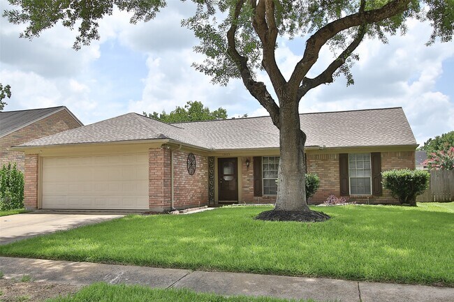 Primary Photo - 13523 Harpers Bridge Dr