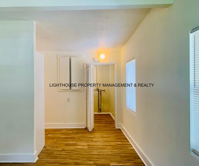 Building Photo - COMING SOON Completely Renovated 3-Bedroom Home in Edgewood Manor