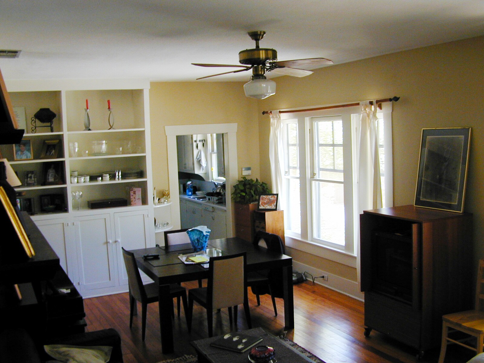 Living/Dining (furnished pic) - 126 Abiso Ave