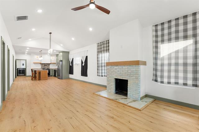 Building Photo - 3028 College Ave