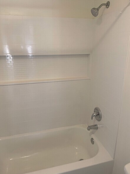 Building Photo - 19808 Sandpiper Plz