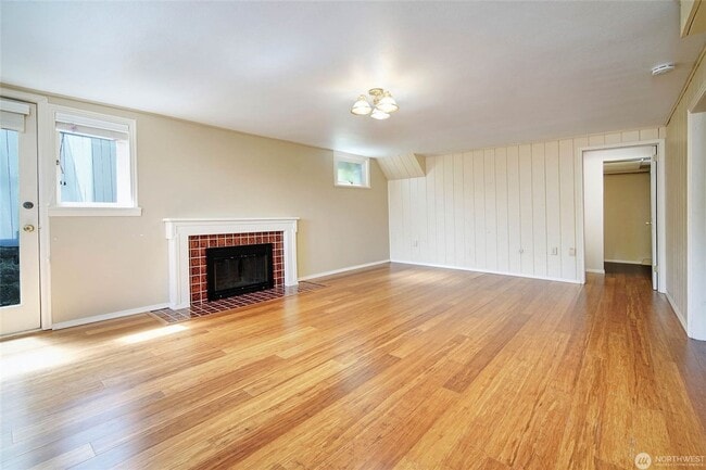 Building Photo - 4bd/3ba Seattle Home