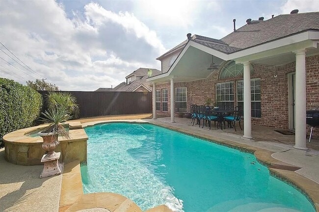 Building Photo - 10118 St Georges Dr