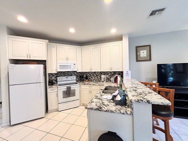 Building Photo - 9119 Sandshot Ct