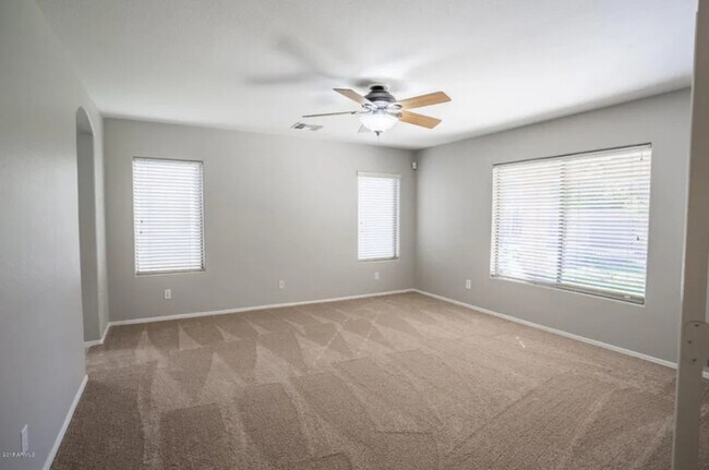 Building Photo - 3813 E Wyatt Way