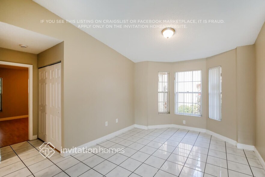 Building Photo - 10111 NW 57th Terrace