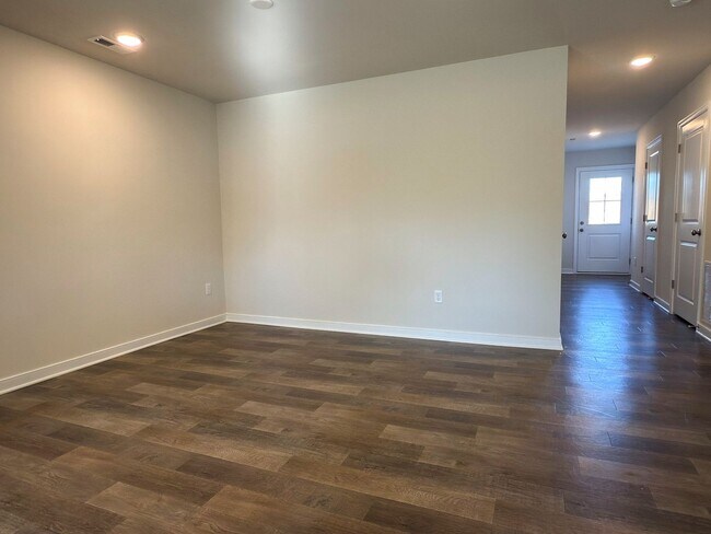 Building Photo - Modern New 3BR Townhome in Hancock Village with Luxury Finishes