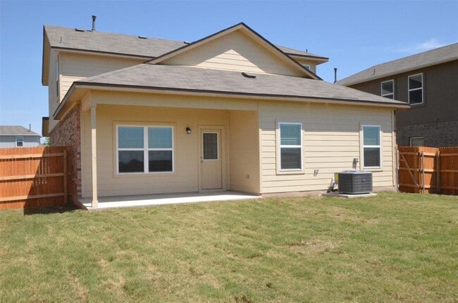Building Photo - 2105 Port Ellen Dr