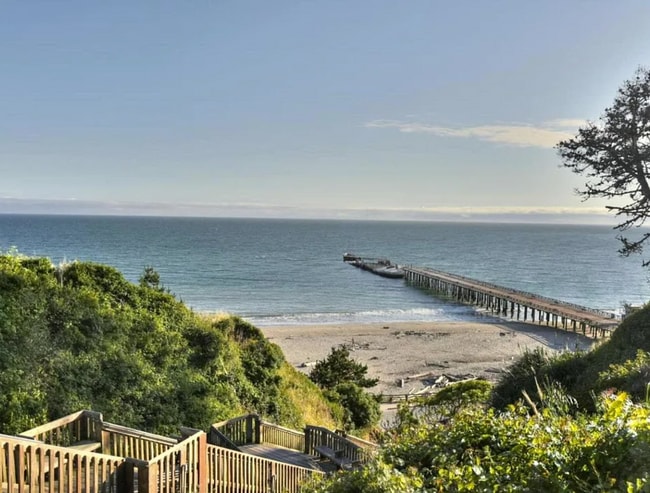Building Photo - 4-Bedroom Sunlit filled Home on large lot, in desirable Aptos neighborhood with Panoramic Ocean V...