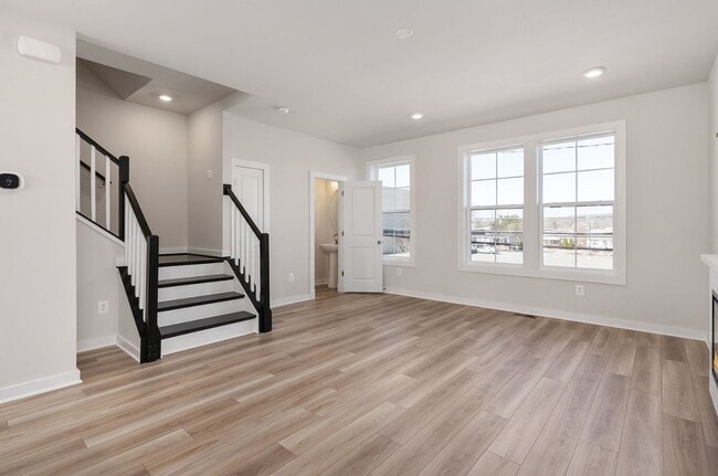 Building Photo - New Construction - 3 bed, 3 bath Townhome in the City