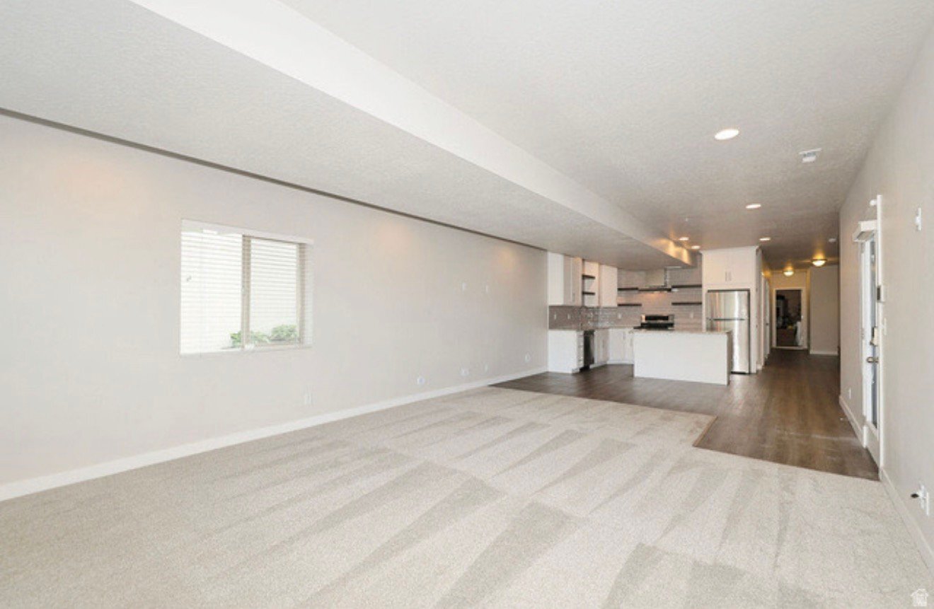 Building Photo - 14121 S Deer Arch Ln