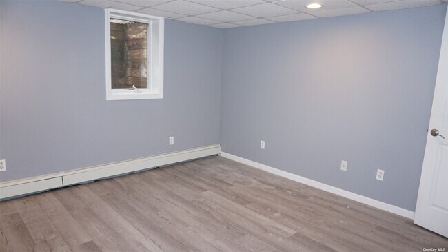 Building Photo - 54 Vermont St