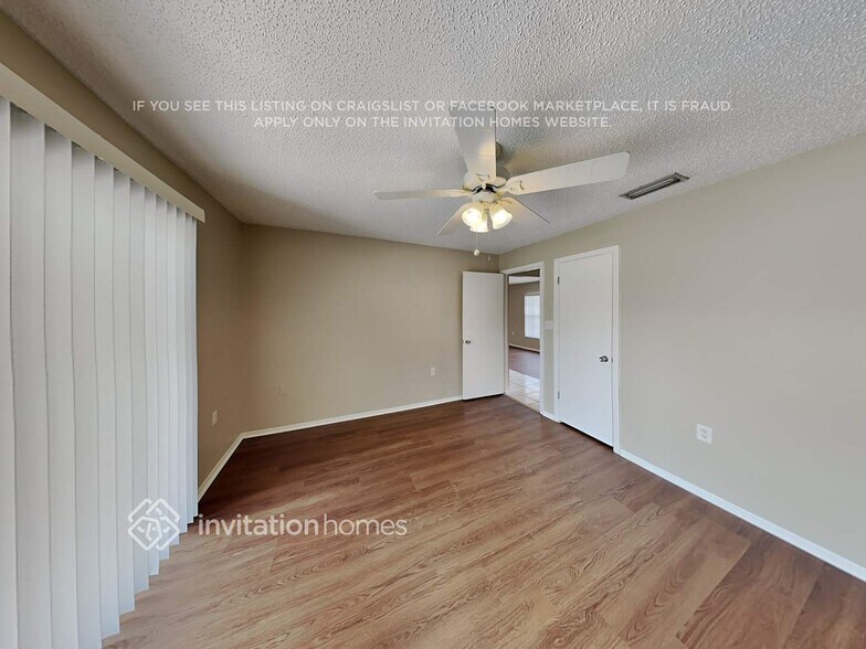 Building Photo - 3032 Oak Hill Rd