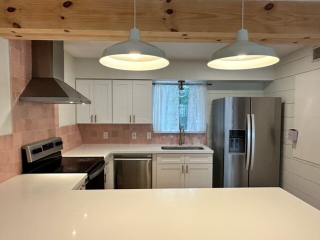 Building Photo - 1304 Mariposa Dr