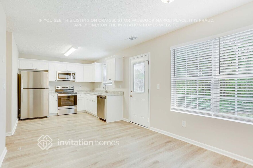 Building Photo - 6741 Mason Creek Rd