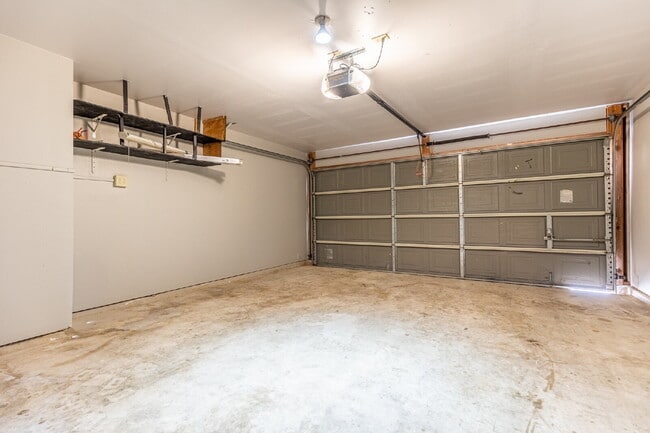 Building Photo - 8423 Parry Path