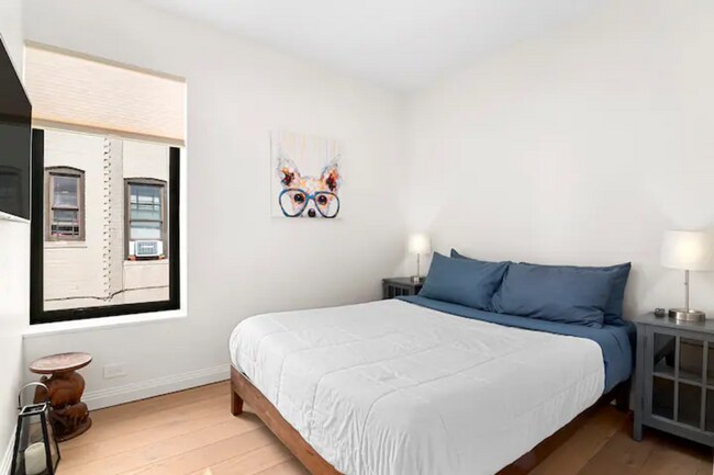 Building Photo - 104 Sterling St