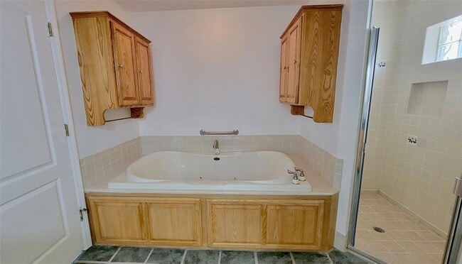 Building Photo - 2800 Hammock Grove Rd