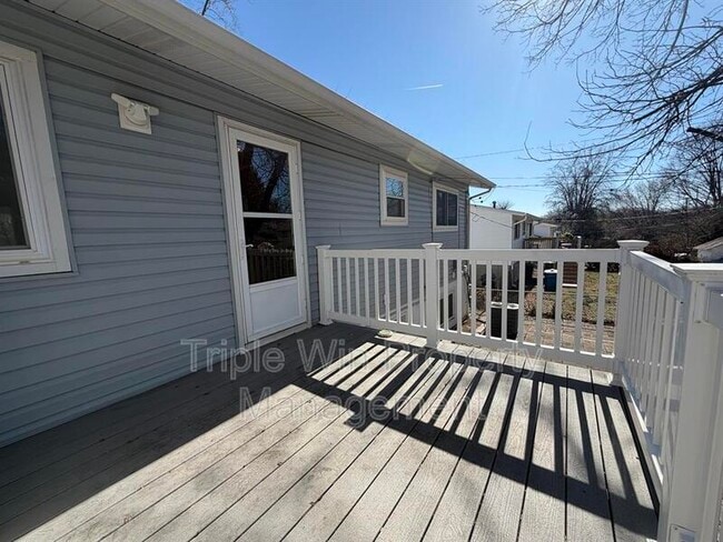 Building Photo - 5243 Ville Maria Ln