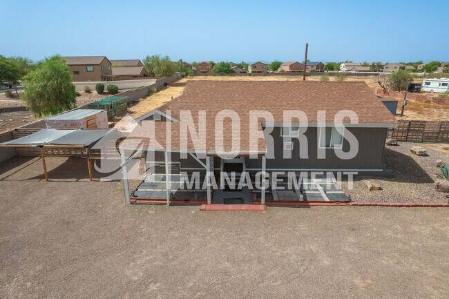 Building Photo - Great Home in Casa Grande with a Country Feel