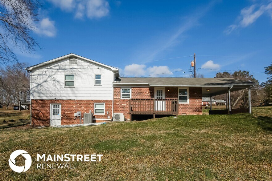 Building Photo - 5882 Millstone Ln