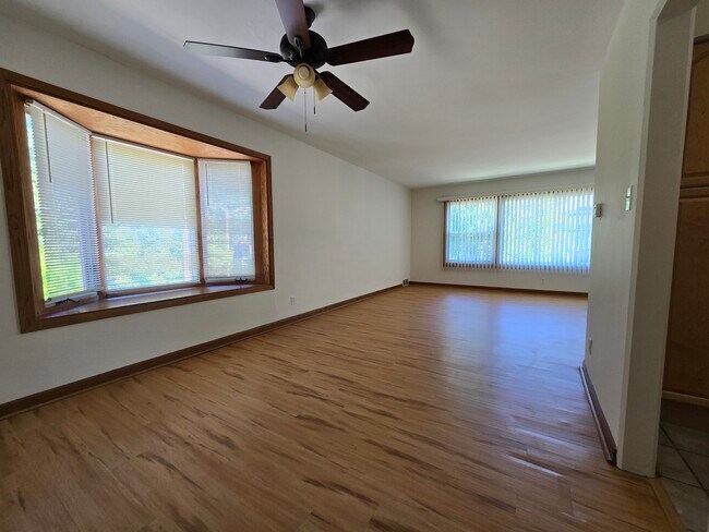 Building Photo - 1301 N Harlem Ave