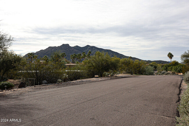 Building Photo - 37626 N Tranquil Trail