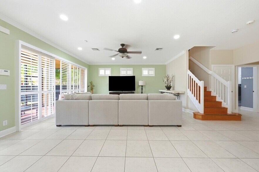 Building Photo - 8212 Calterra Dr