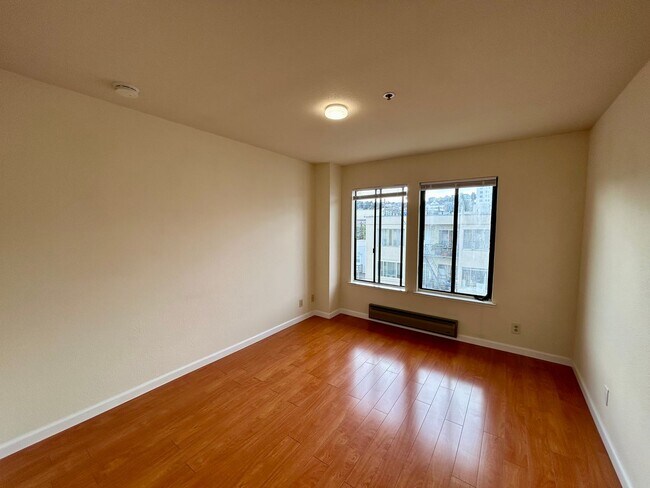 Building Photo - 3514 25th St