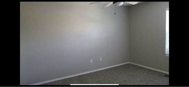 Building Photo - 8605 El Monte Ln NE
