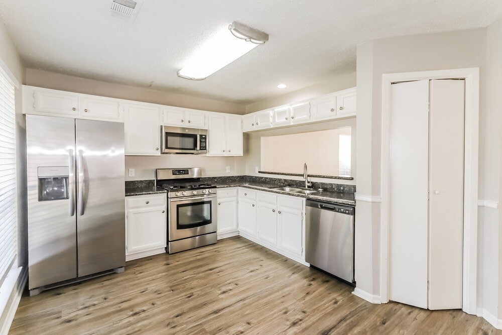 Building Photo - 19514 Glenway Falls Dr