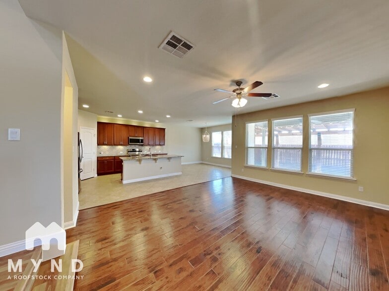 Building Photo - 16240 Travesia Way