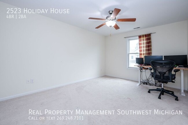Building Photo - 2523 Holiday House Rd