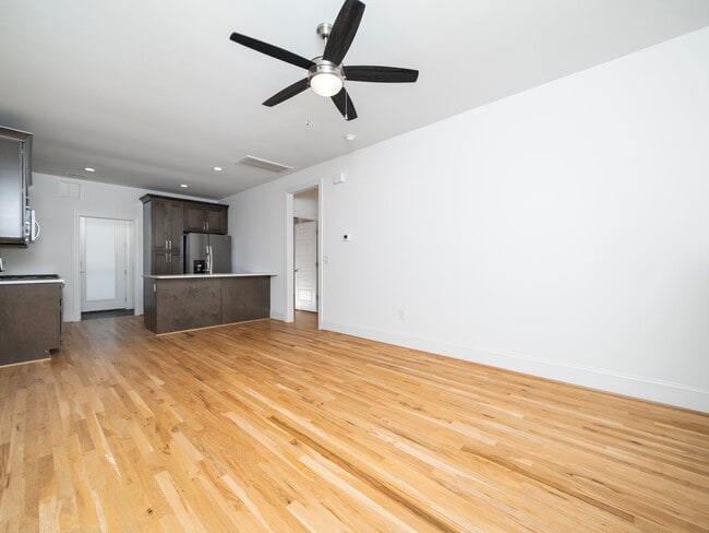 Building Photo - 3807 1/2 Marcom St