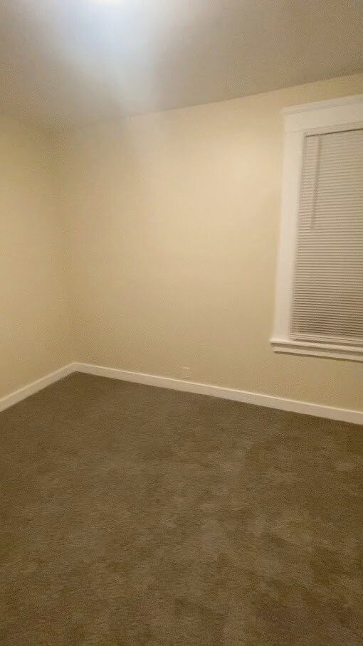 Building Photo - 160 Butler St