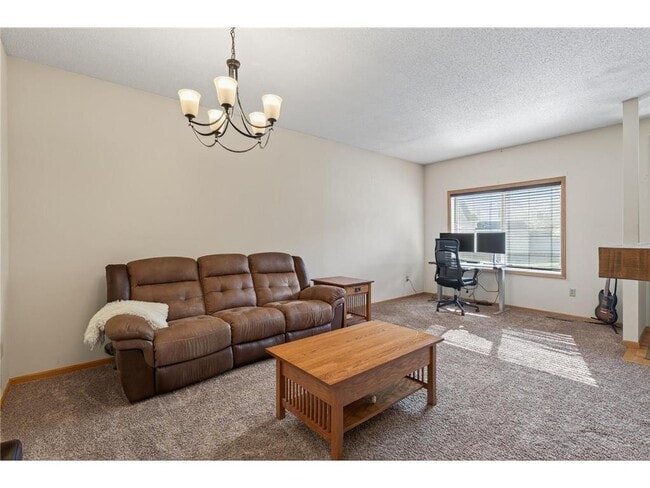 Building Photo - 8983 Sawgrass Glen N